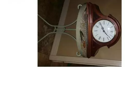 Howard Miller dual chime clock